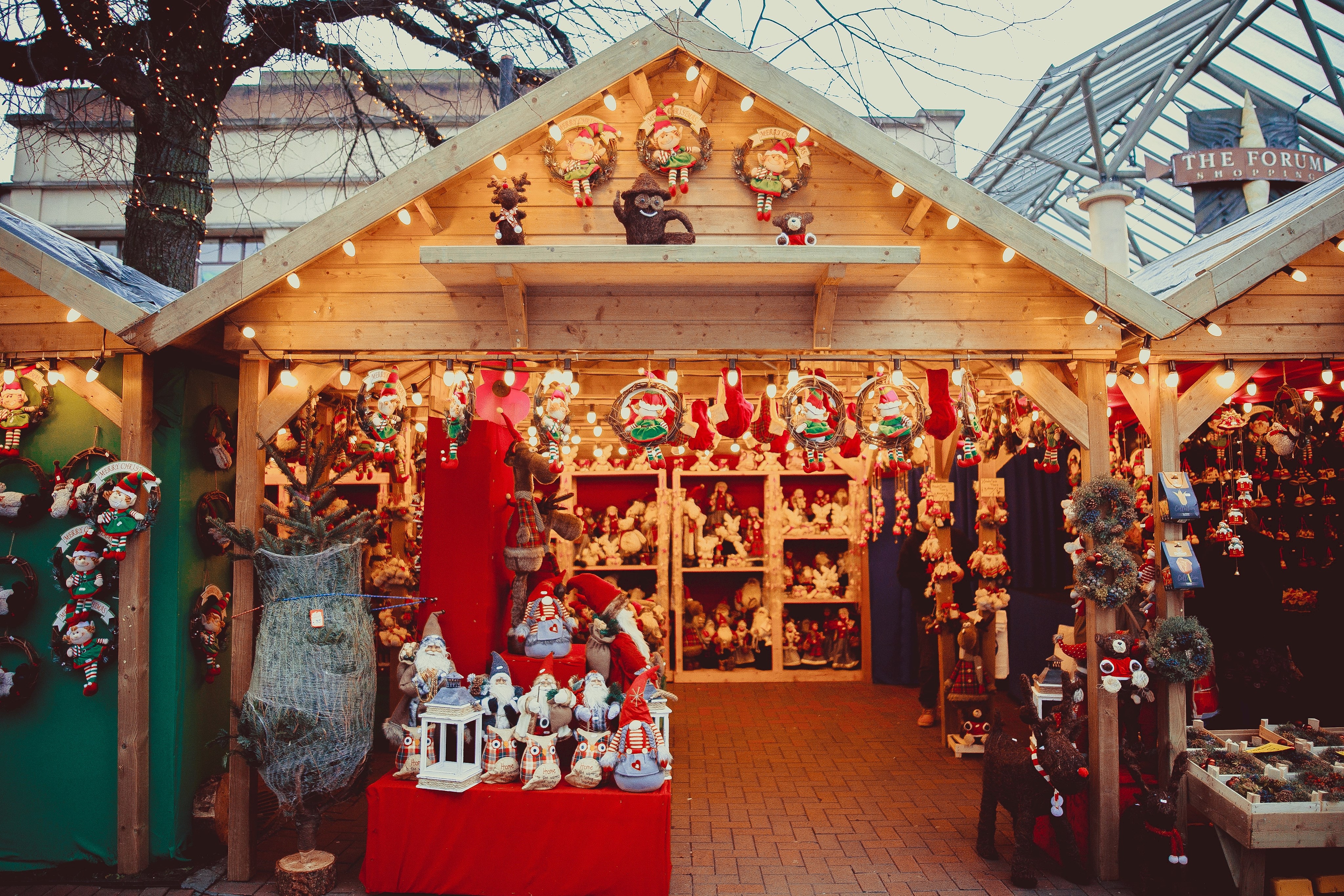 Stand auf einem Weihnachtsmarkt